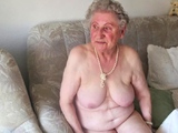 OMAGEILWithered grandmothers with tits